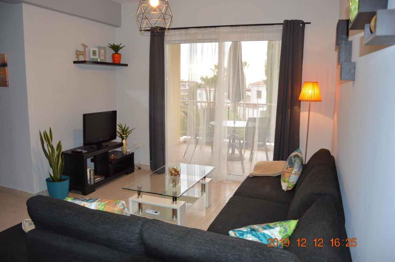 Luxury Apartment Paphos Eksteriør bilde