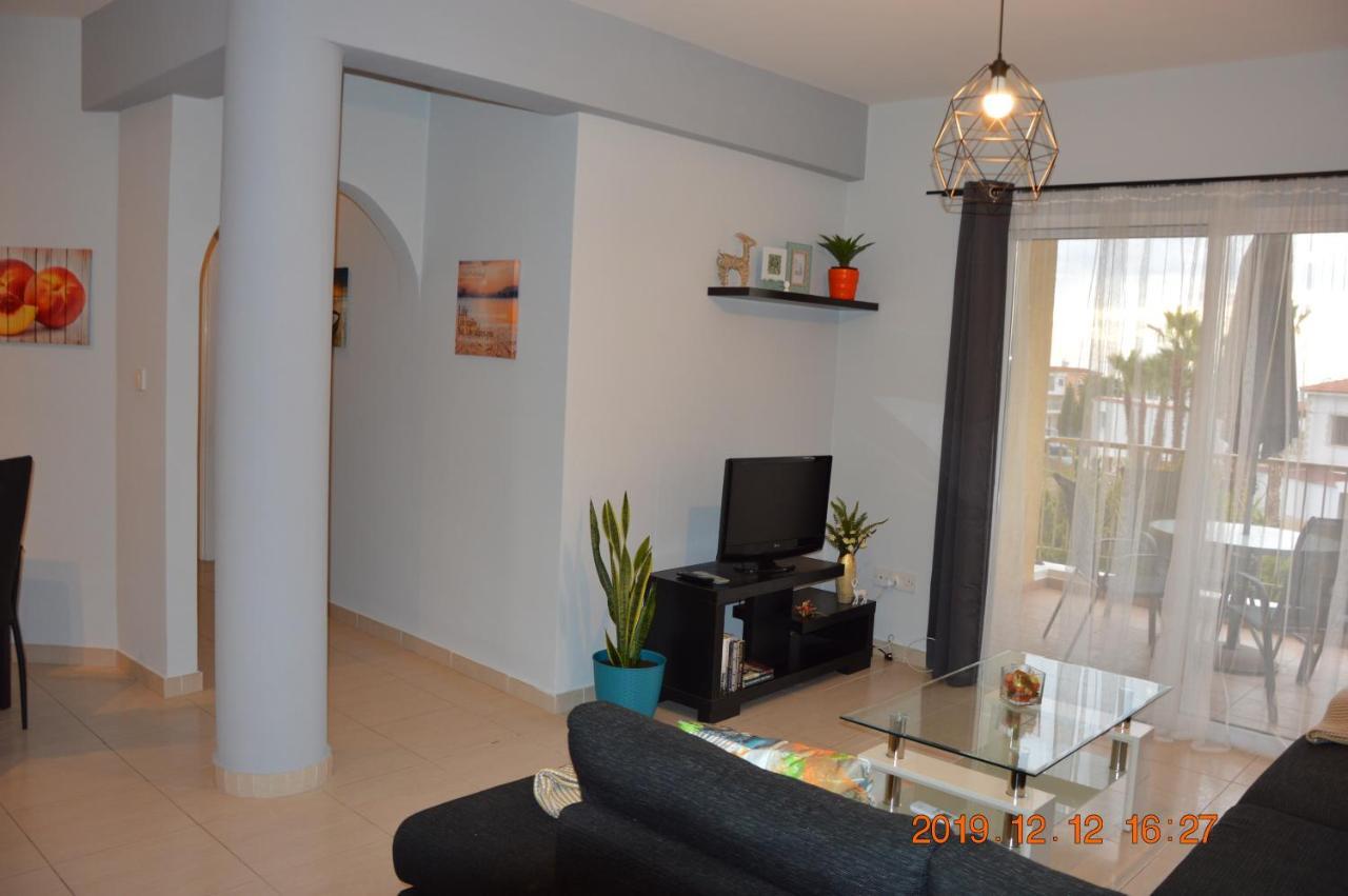 Luxury Apartment Paphos Eksteriør bilde