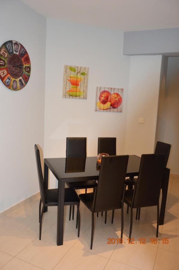 Luxury Apartment Paphos Eksteriør bilde