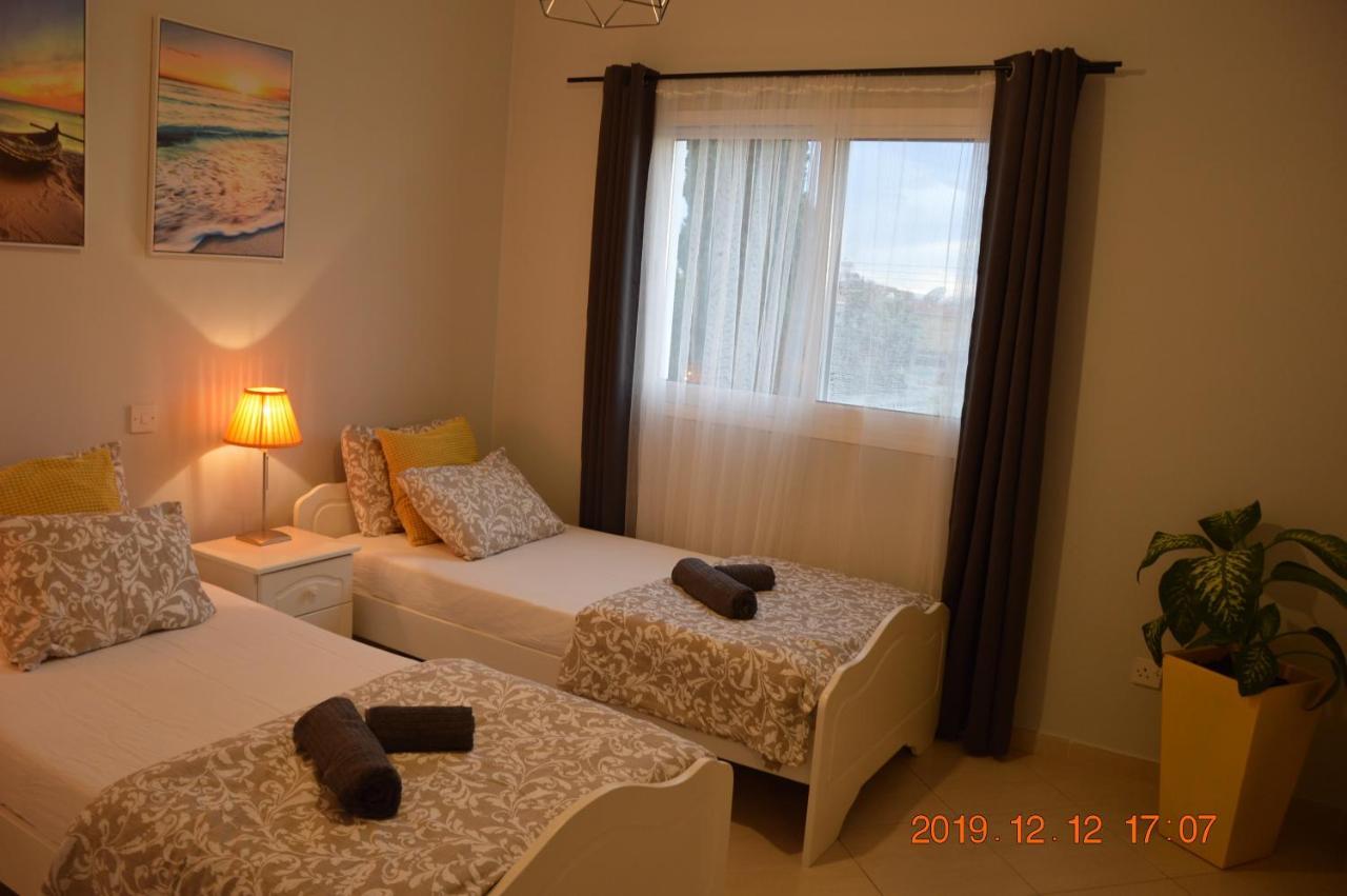 Luxury Apartment Paphos Eksteriør bilde