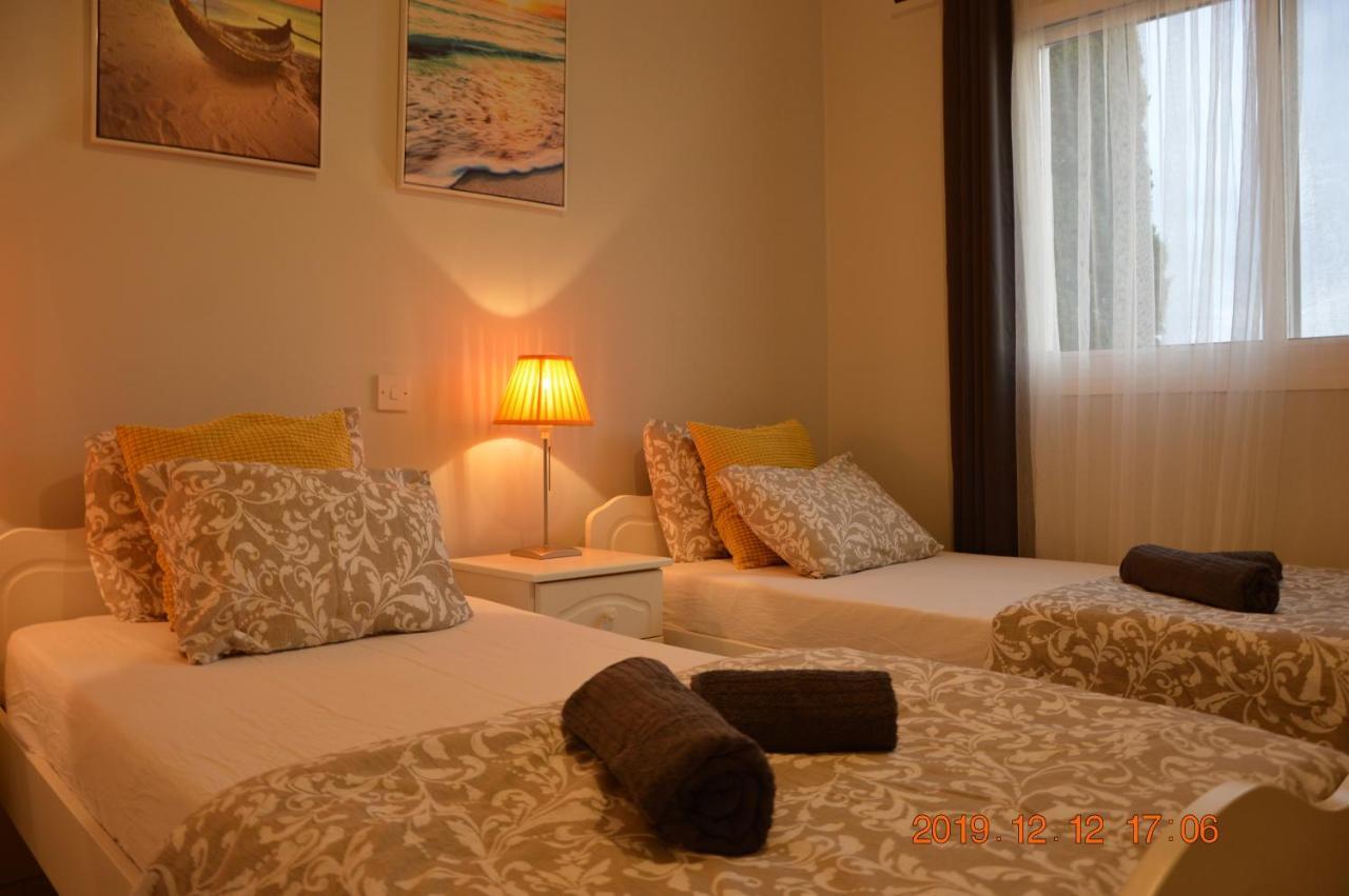 Luxury Apartment Paphos Eksteriør bilde